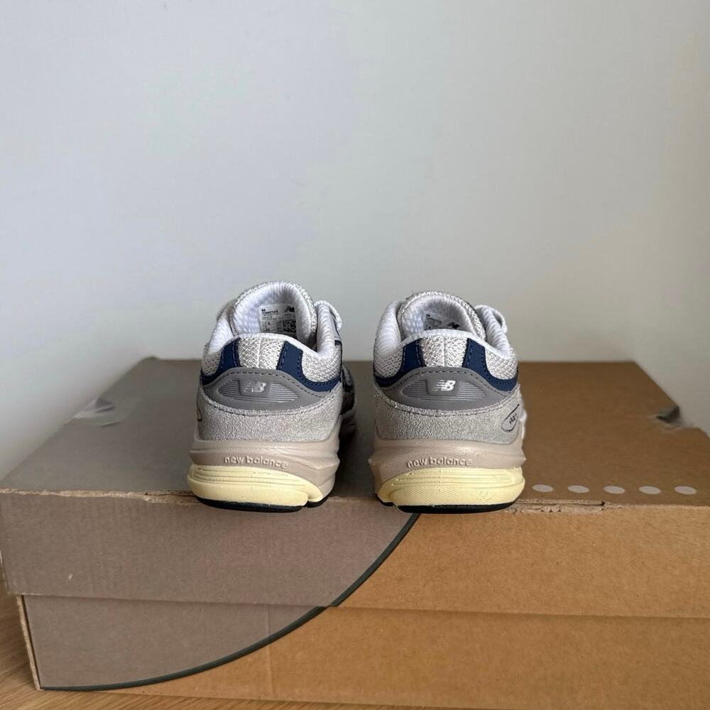 New Balance 990 V6 Grey/Blue Toddler Sneakers- SZ 7.5 C - Picture 9 of 13